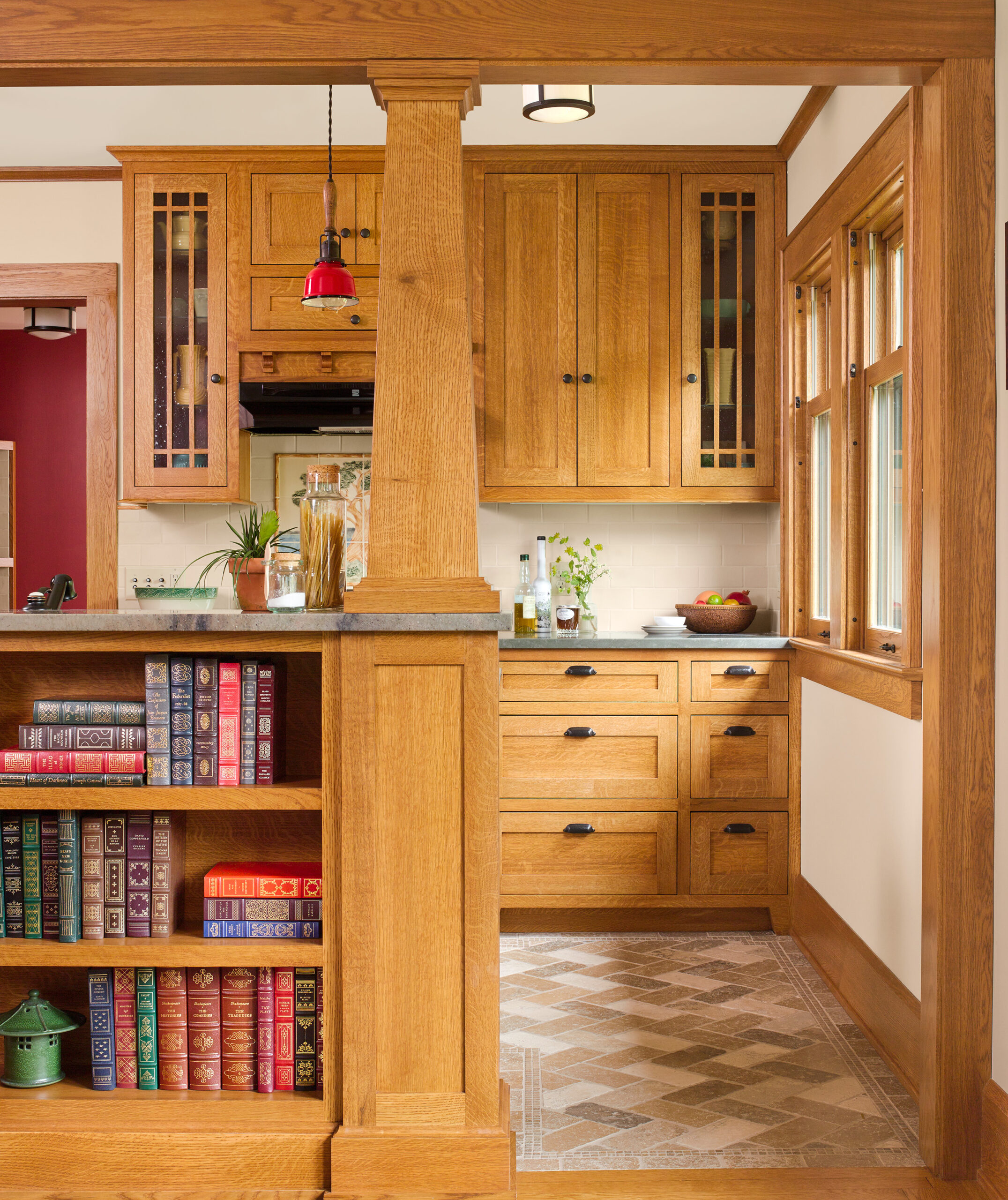 Tapered piers between the kitchen and dining room.